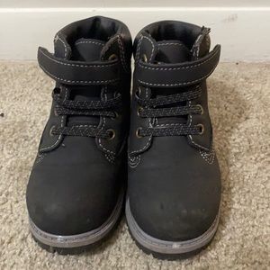 Kids boots